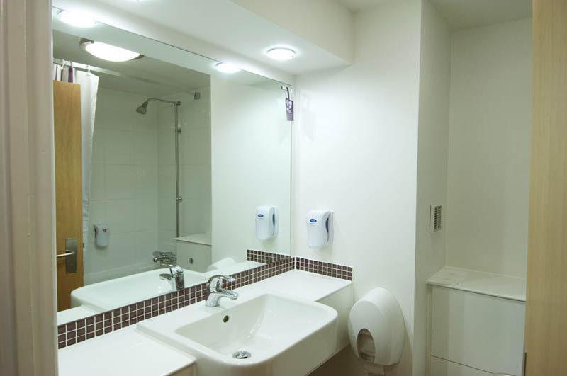 Premier Inn Sittingbourne Kent Экстерьер фото