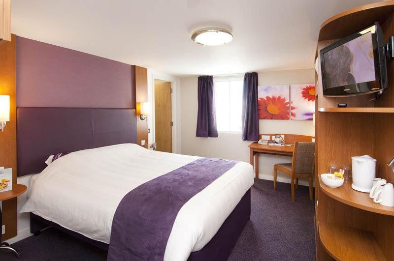 Premier Inn Sittingbourne Kent Экстерьер фото