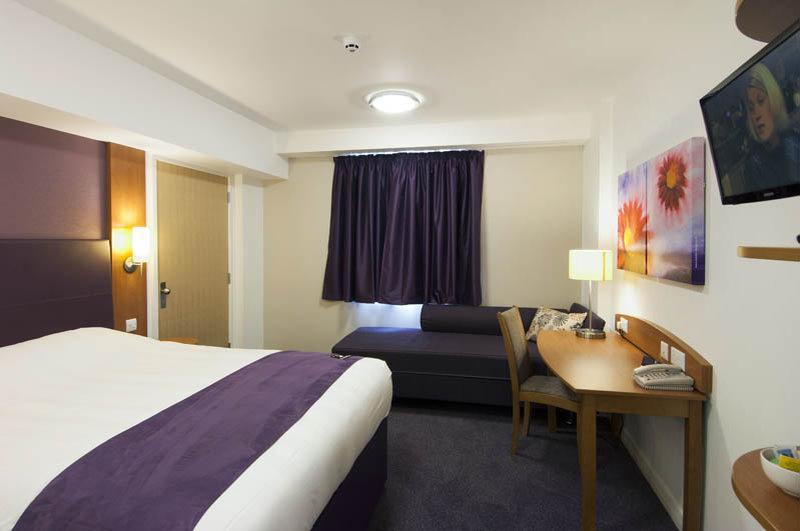 Premier Inn Sittingbourne Kent Экстерьер фото